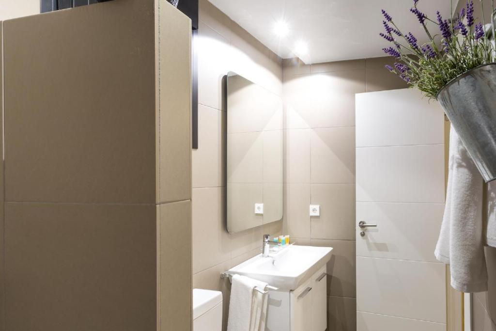 Atrivm San Julian Apartment セビリア エクステリア 写真